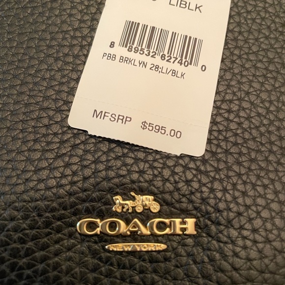 Coach Brooklyn Carryall 28 - Picture 10 of 16